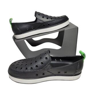 Sanuk Lil Walker Water Shoes Big Kids Size 1 Youth Black Slip On Loafer Unisex